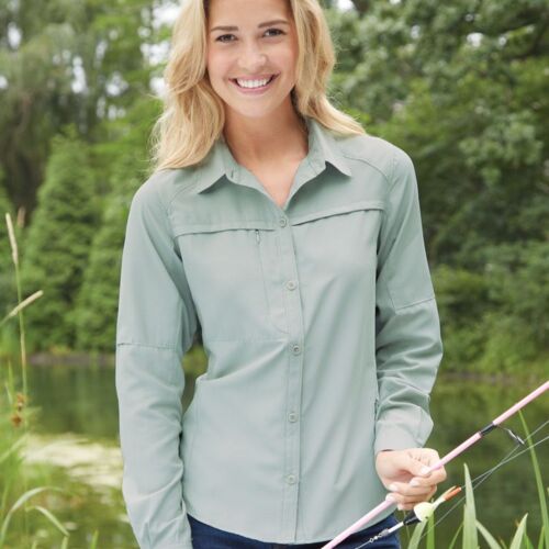 Women's Fishing Shirt Thumbnail